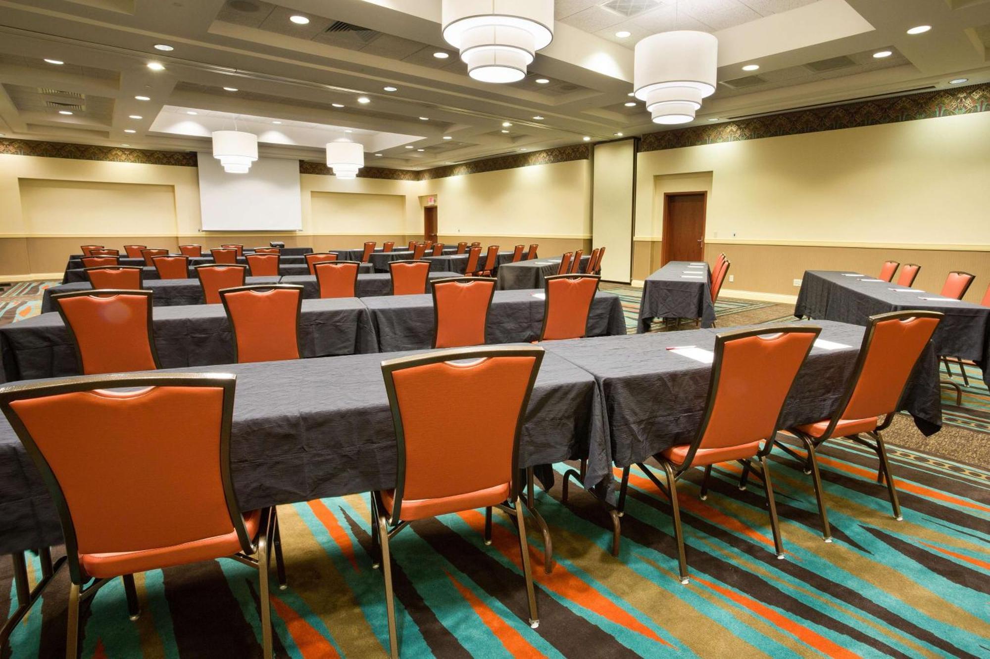 Drury Inn & Suites Columbus Grove City Esterno foto