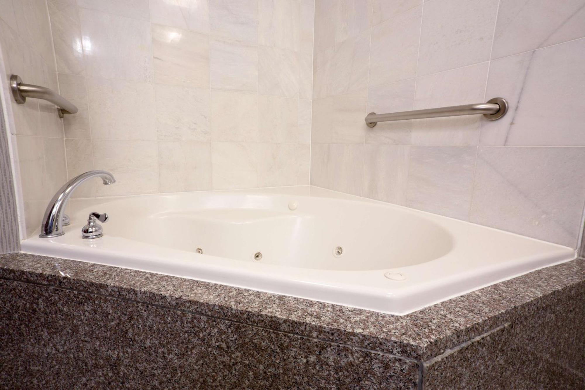 Drury Inn & Suites Columbus Grove City Esterno foto